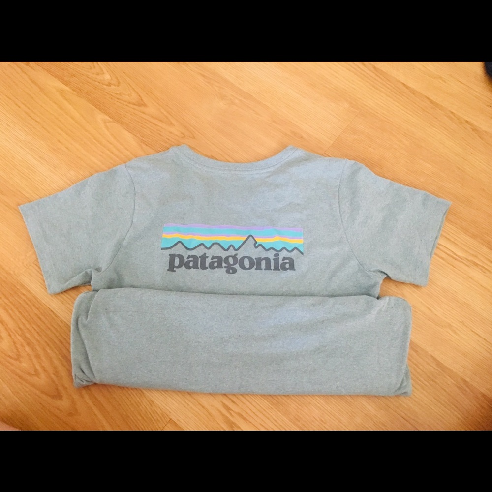 Women’s Medium Patagonia T-shirt
